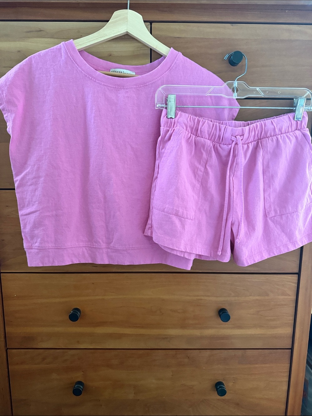 Zenana Outfitters Pink Crewneck Tee & Shorts Set Size S